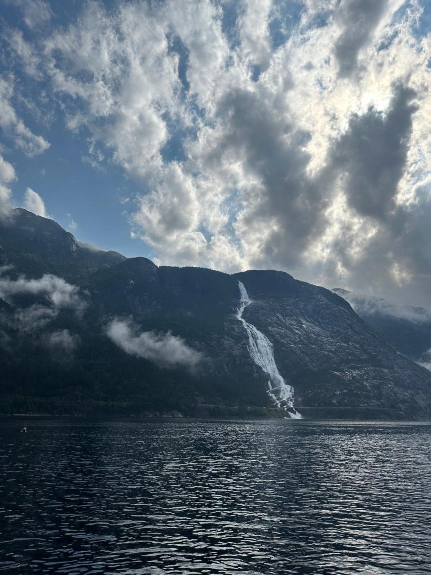Akrafjorden Nature B&B AS Fjæra Exterior foto